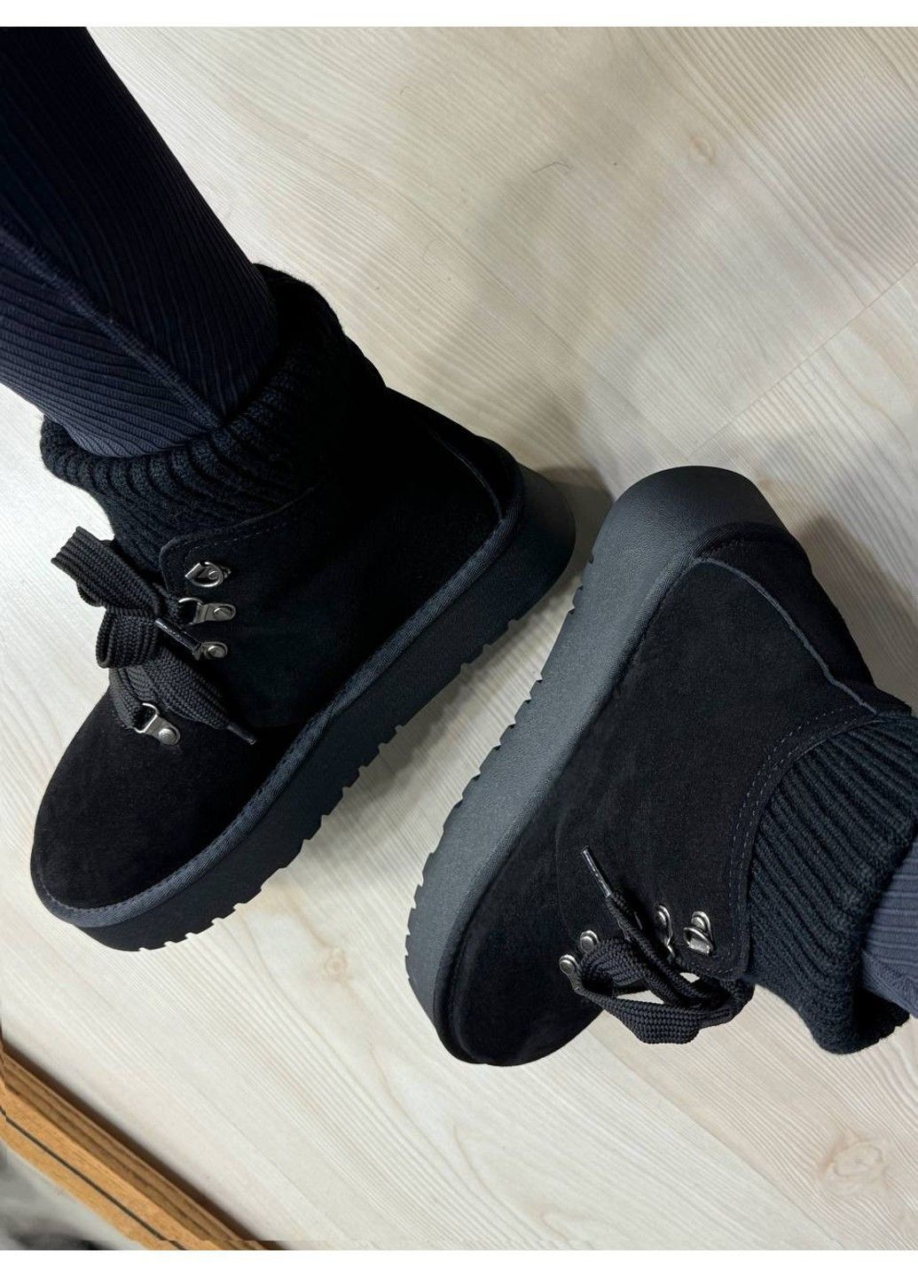 Уггі жіночі 007-1 замшеві шнурівка зі шкарпеткою чорні Hengji (369381715)