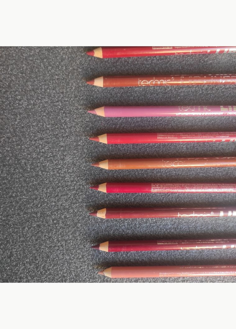 Карандаши для губ с точилкой Lip Liner Pencil & Sharpener - Pin Up 1.9г Technic (302497665)