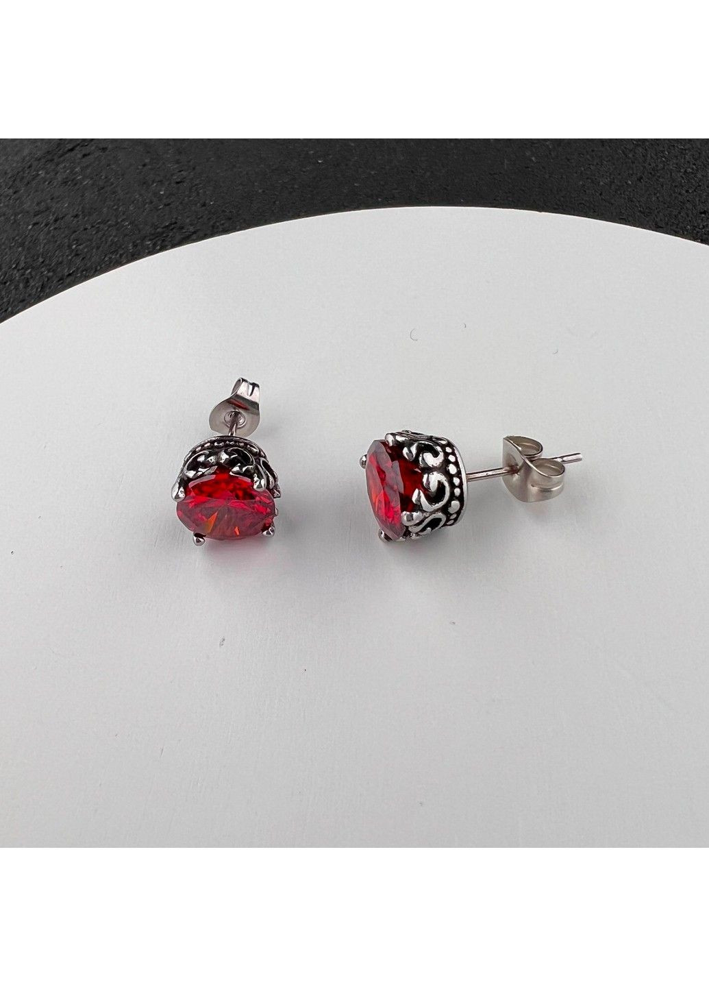 Готические панк серьги с красными камнями из медицинской стали ES-049 No Brand (299330512)