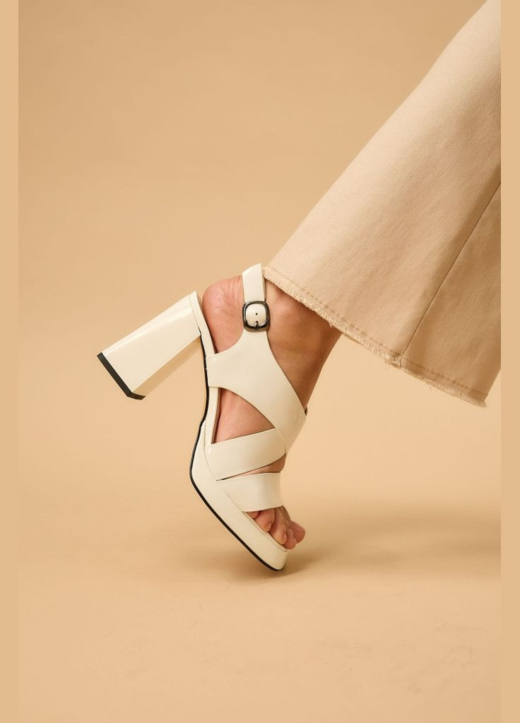 Белые босоножки 183112 Fabio Monelli