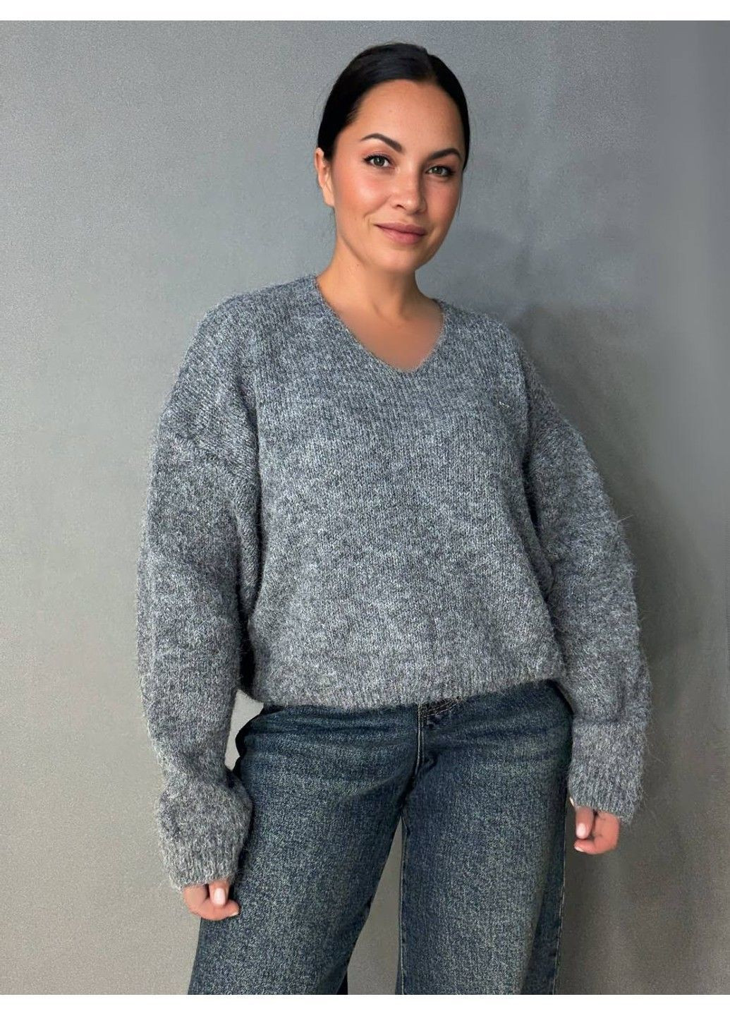 Сірий демісезонний светр жіночий a-n 08-1 оверсайз з вовною виріз мис No Brand
