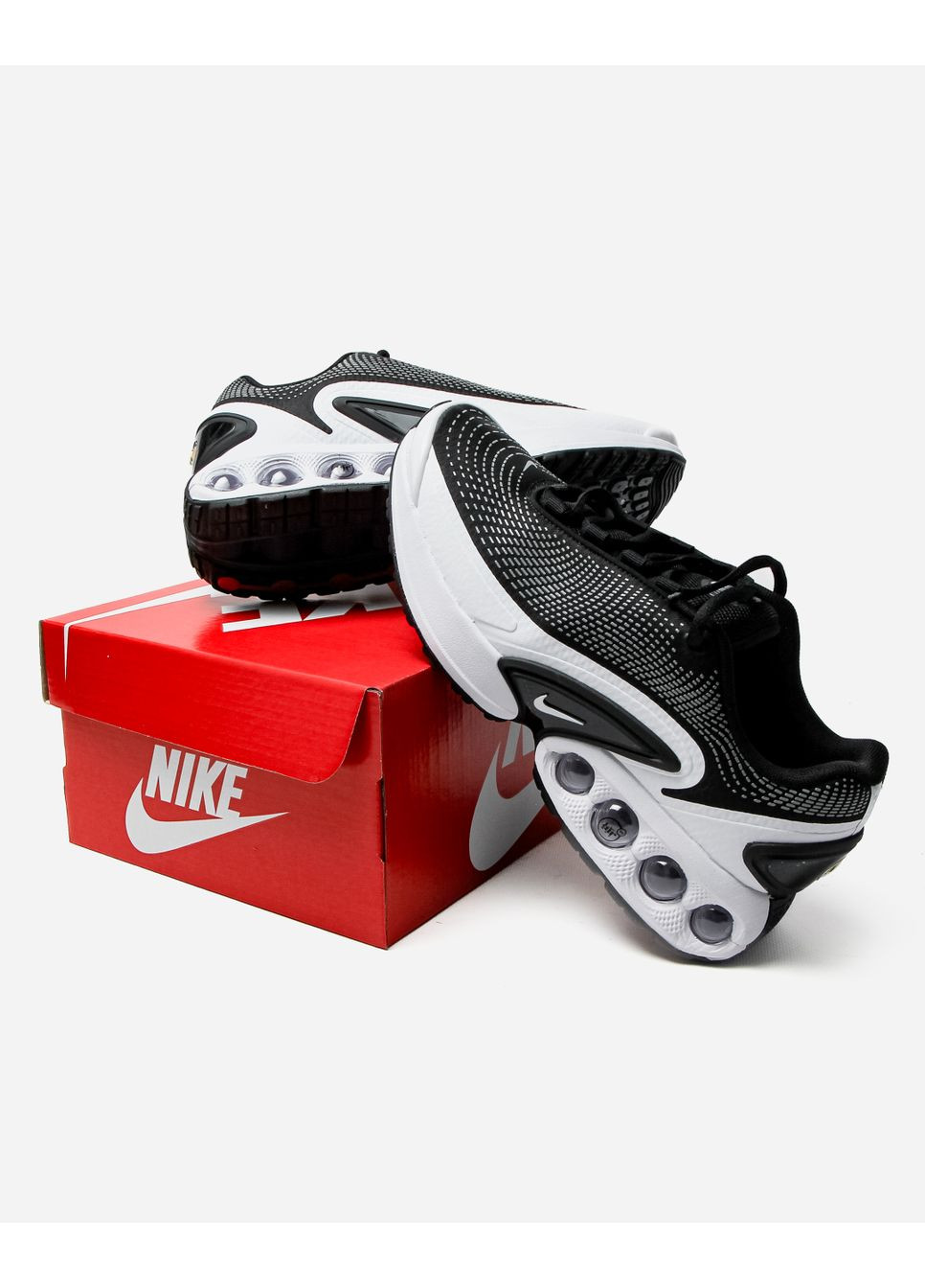 КРОСІВКИ ЖІНОЧІ NIKE AIR MAX DN BLACK WHITE V2 НАЙК АІР МАКС ДН No Brand чорні демісезони (368861832)