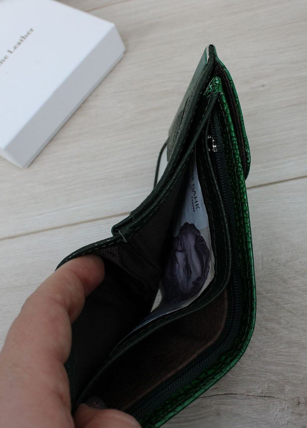 Женский кошелек-бифолд из натуральной кожи Vishnya (322765207)