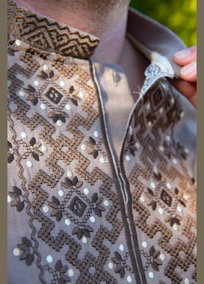 Кофейная мужская вышиванка зорян кофейная V&V (312522061)