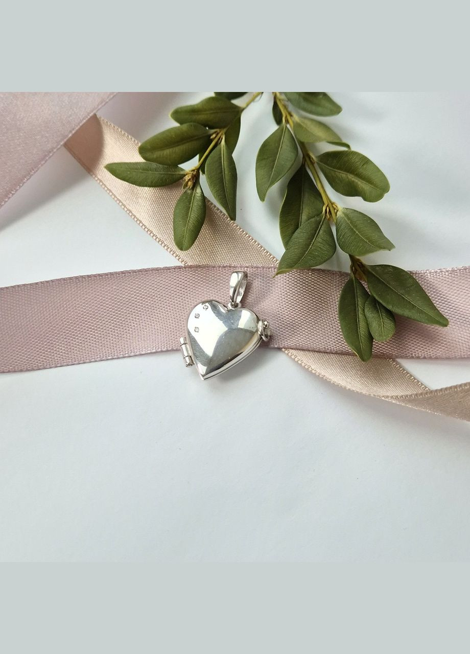 Срібна підвіска Медальйон Серце Срібло 925 проби Родоване 3885р 4.29г No Brand (341329755)