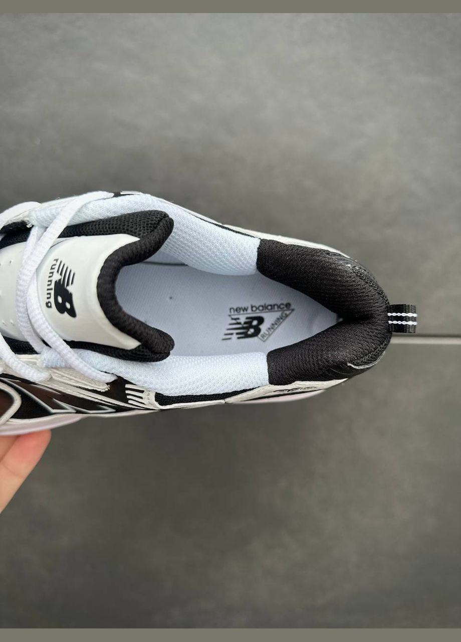 Чорно-білі Осінні чоловічі кросівки No Brand