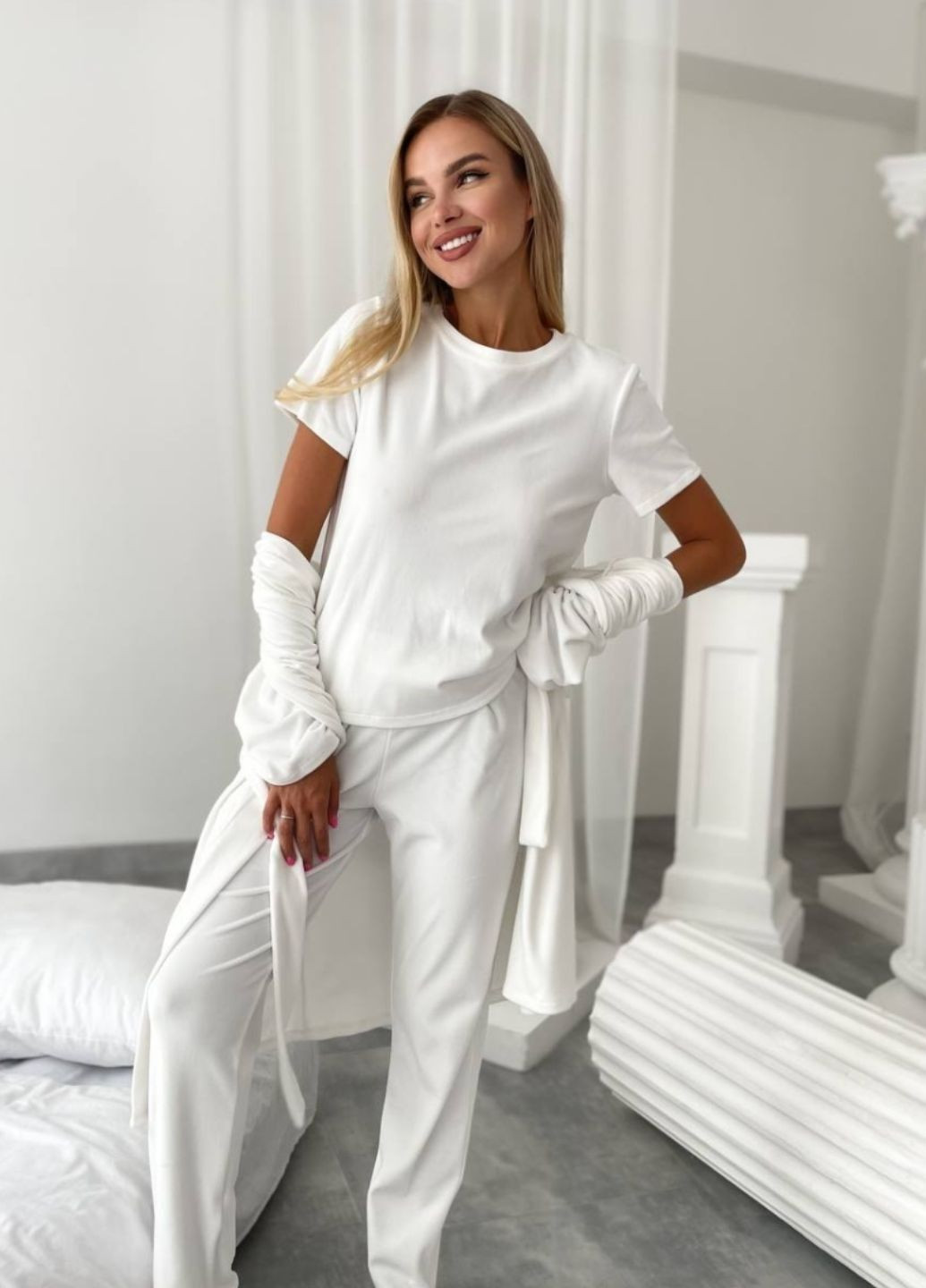 Білий демісезонний комплект для дому з халатом No Brand