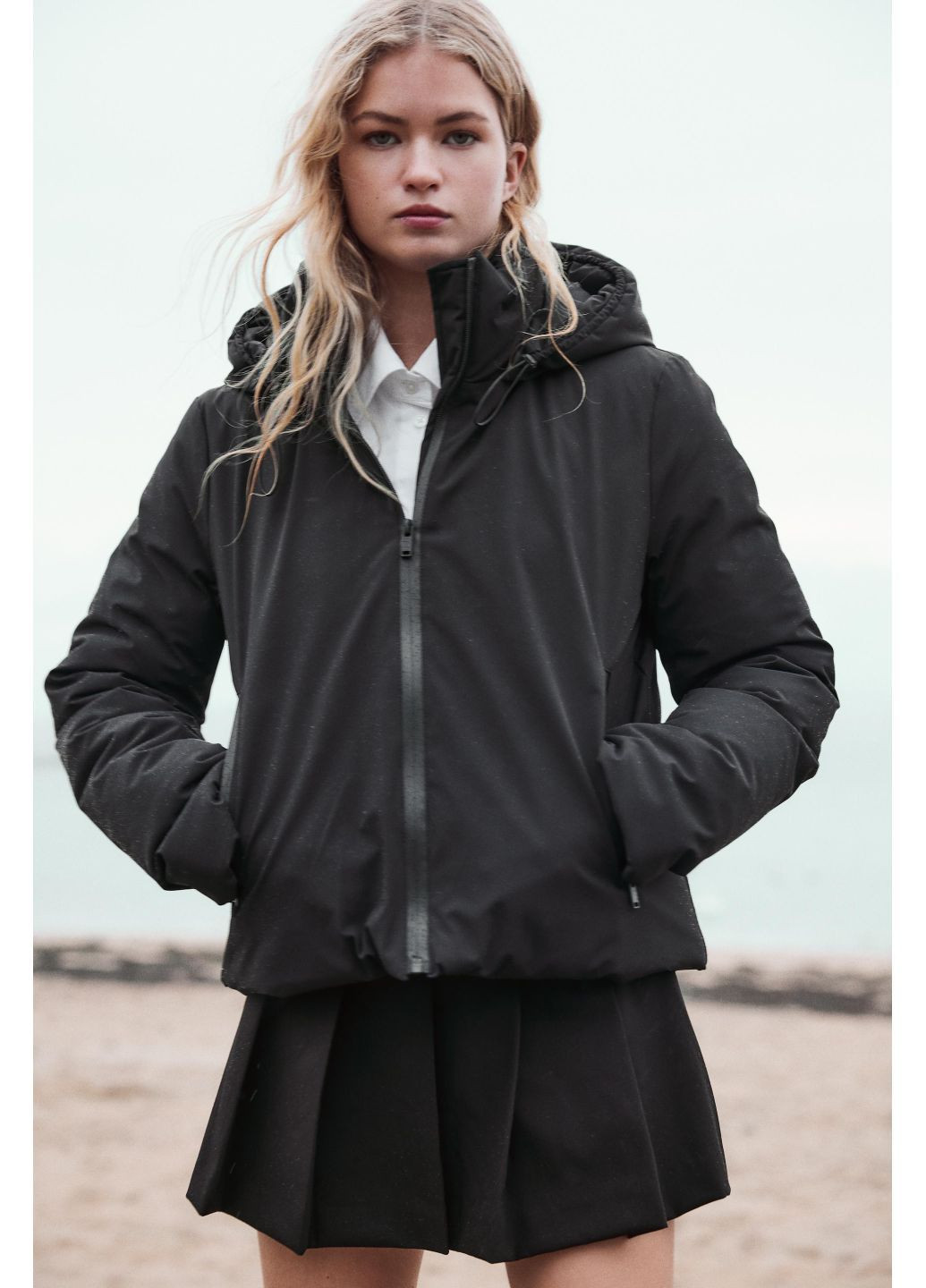 Чорна демісезонна стильна водостійка утеплена вітровка куртка xxl Zara водостійка анорак
