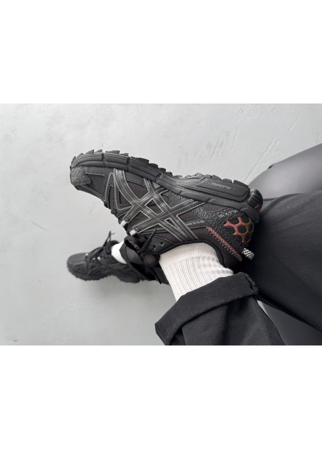 Черные демисезонные кроссовки мужские и женские asics gel-kahana 8 gore-tex black rose gold | асикс гель-кахана 8 черные No Brand
