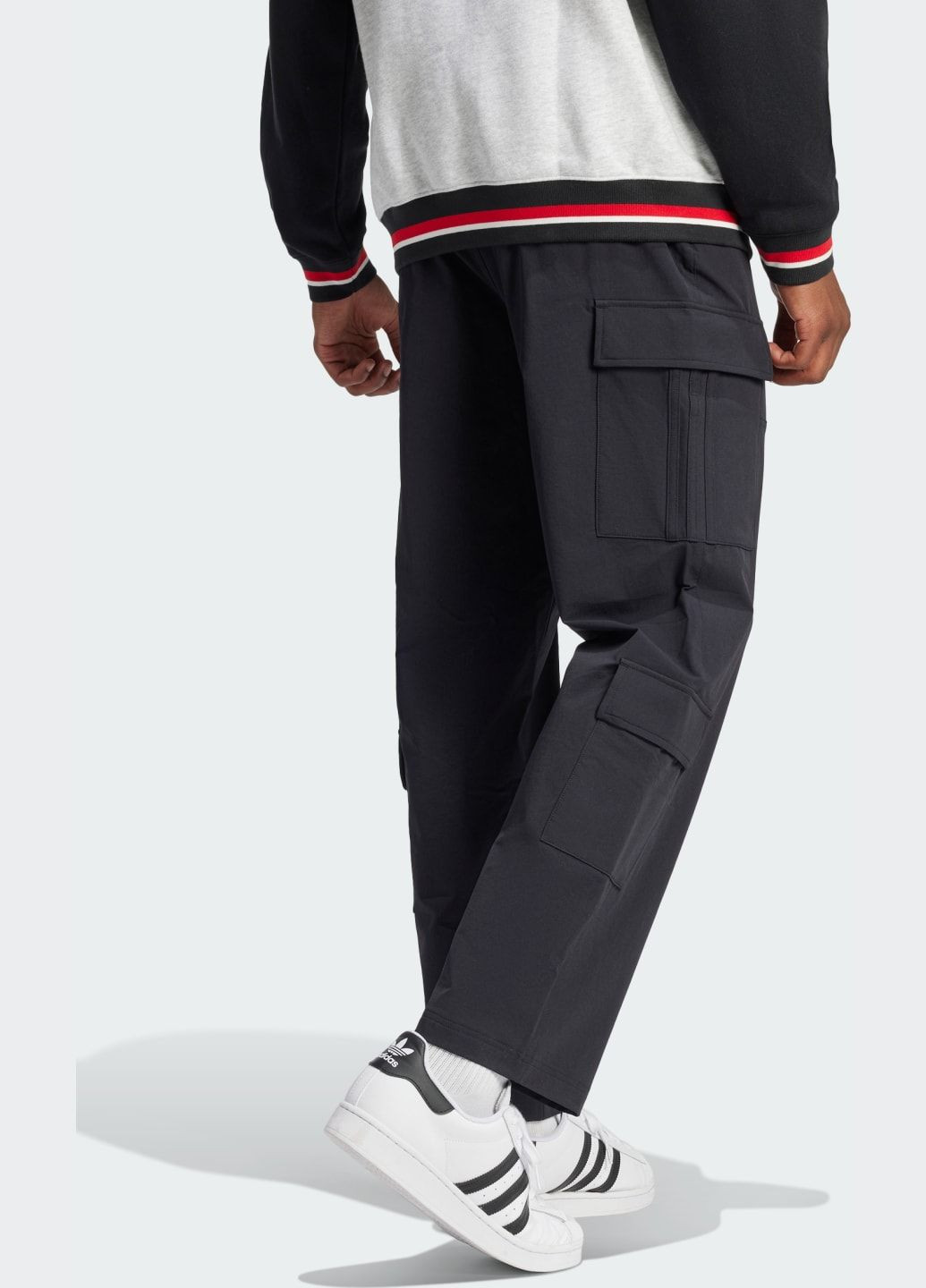 Черные спортивные демисезонные брюки adidas