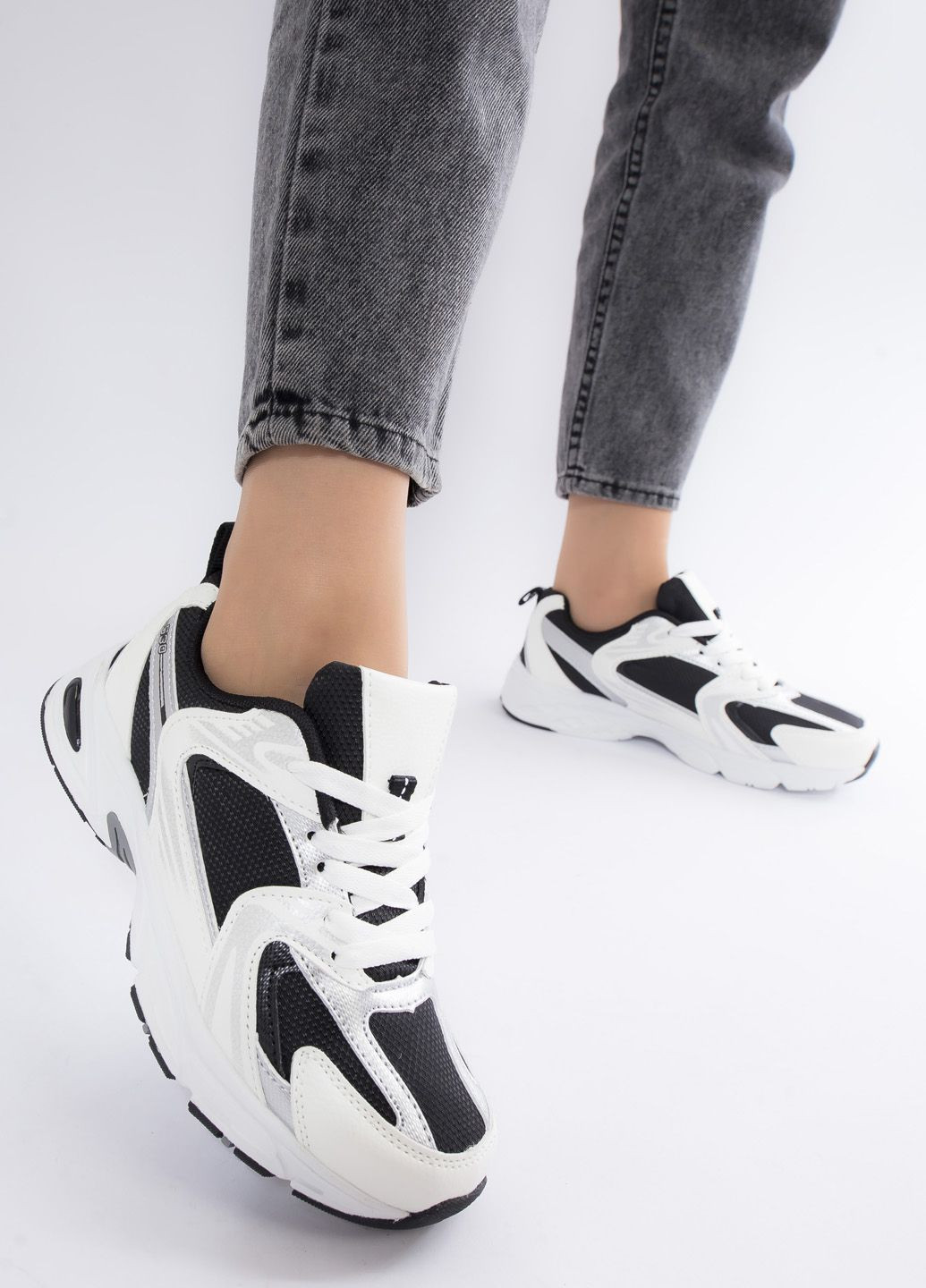 Кроссовки женские Situo чёрные демисезоны (301524971)