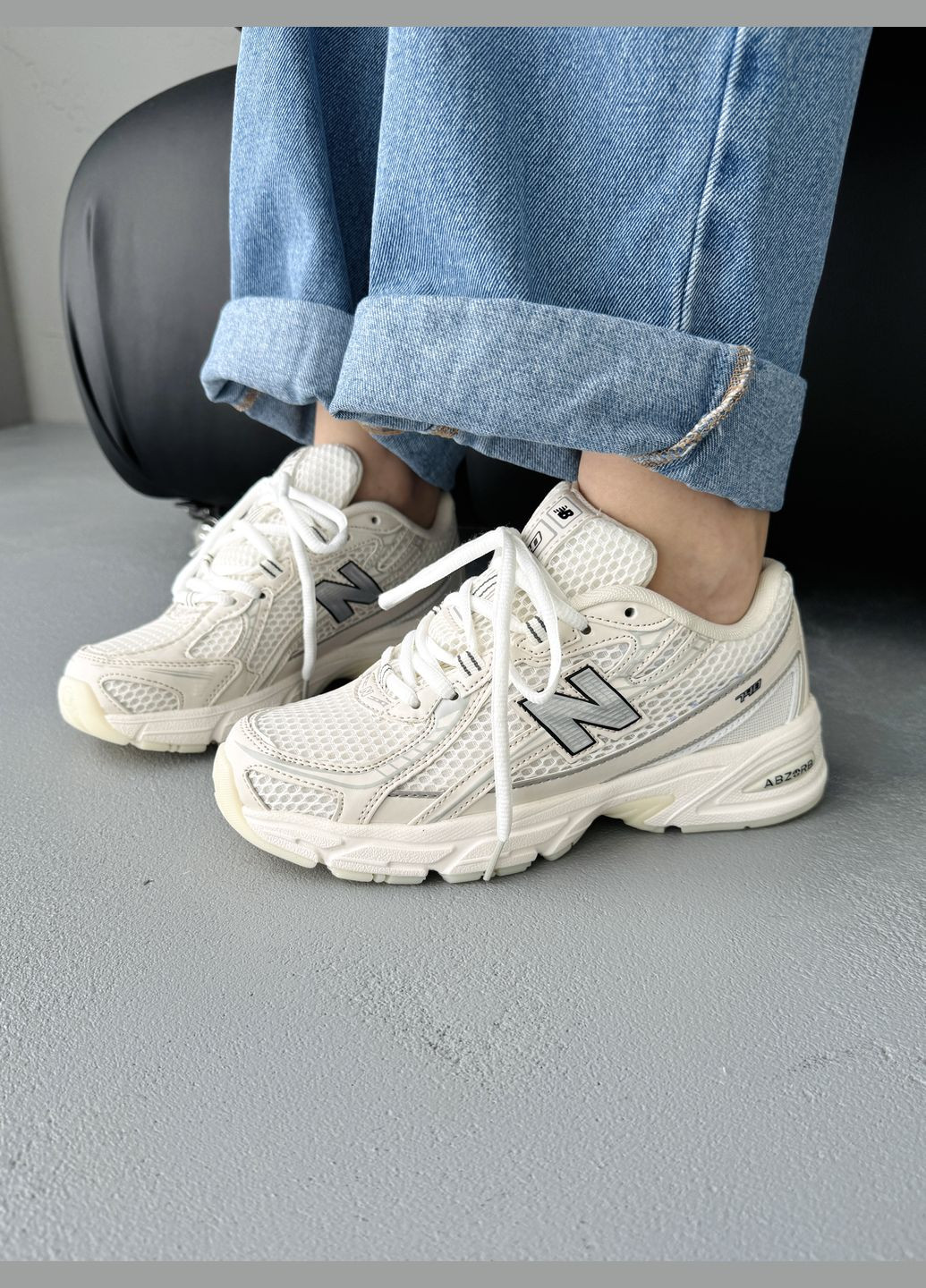 Бежевые демисезонные кроссовки мужские и женские new balance 740 beige | нью беланс 740 бежевые No Brand