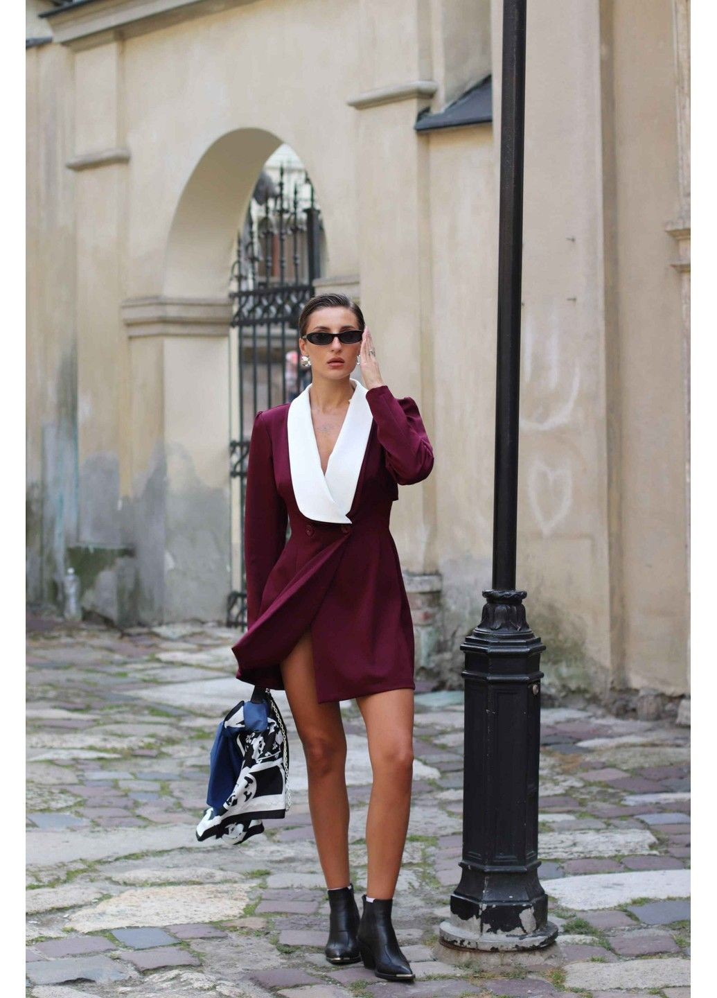 Бордова коктейльна сукня-жакет жіноча міні emily бордова сукня-жакет Handy Wear однотонна