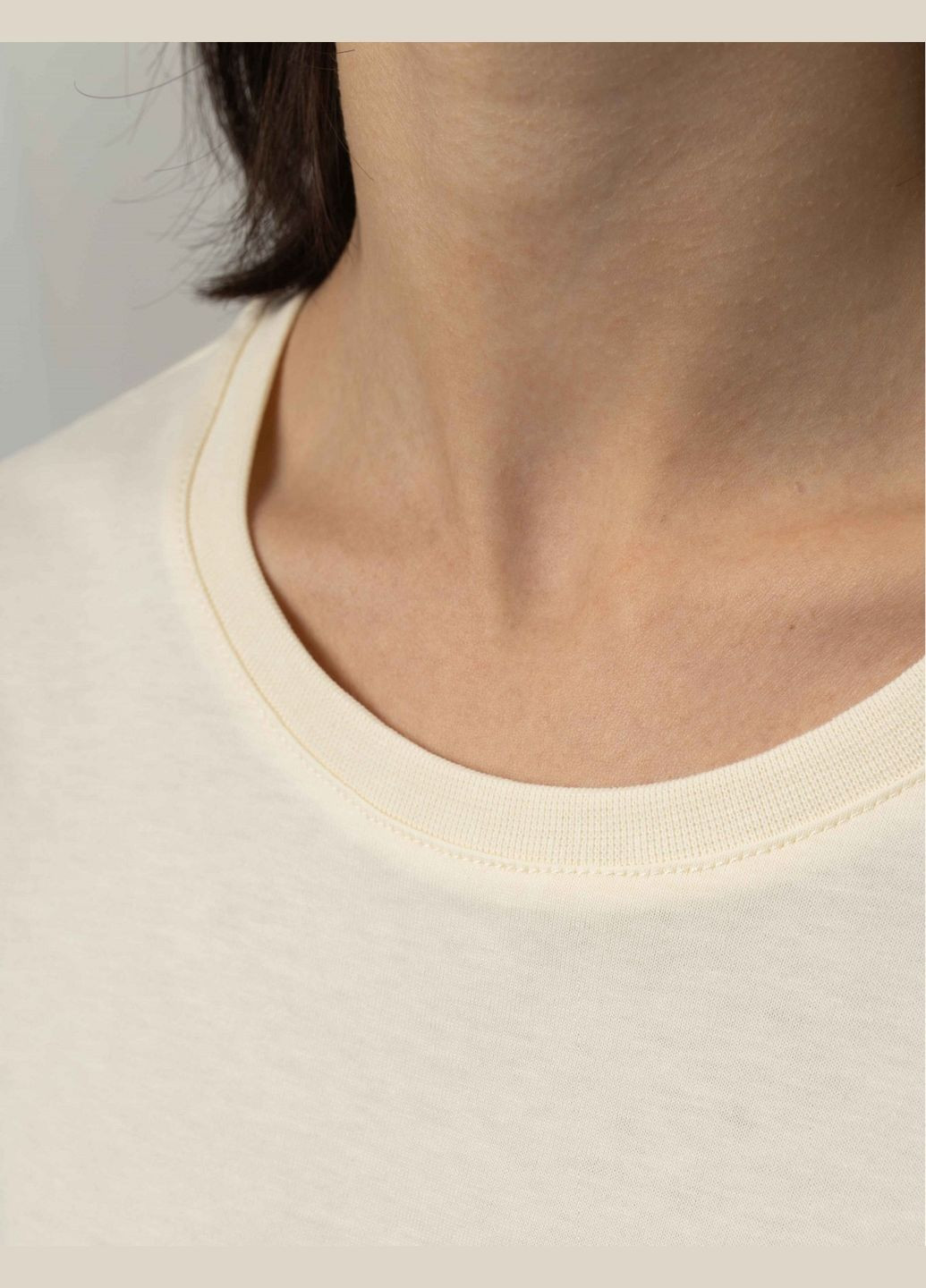 Біла Жіноча футболка котон (0011400BELL) Casual Trend №114 - (358935188)