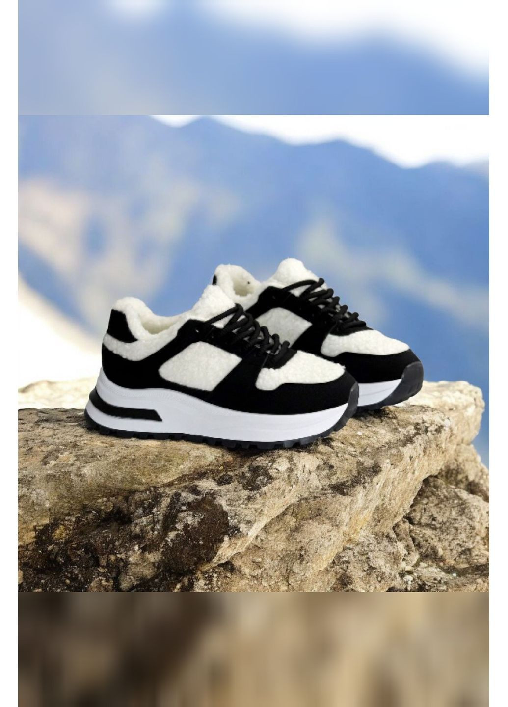 Жіночі зимові кросівки чорнобілі на хутрі теплі з екохутром Viki Кросівки білі зими (369719502)