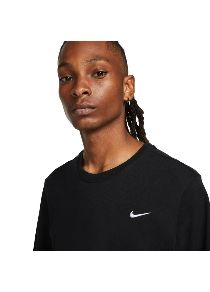 Черная футболка sportwear tee black bv0507-010 Nike