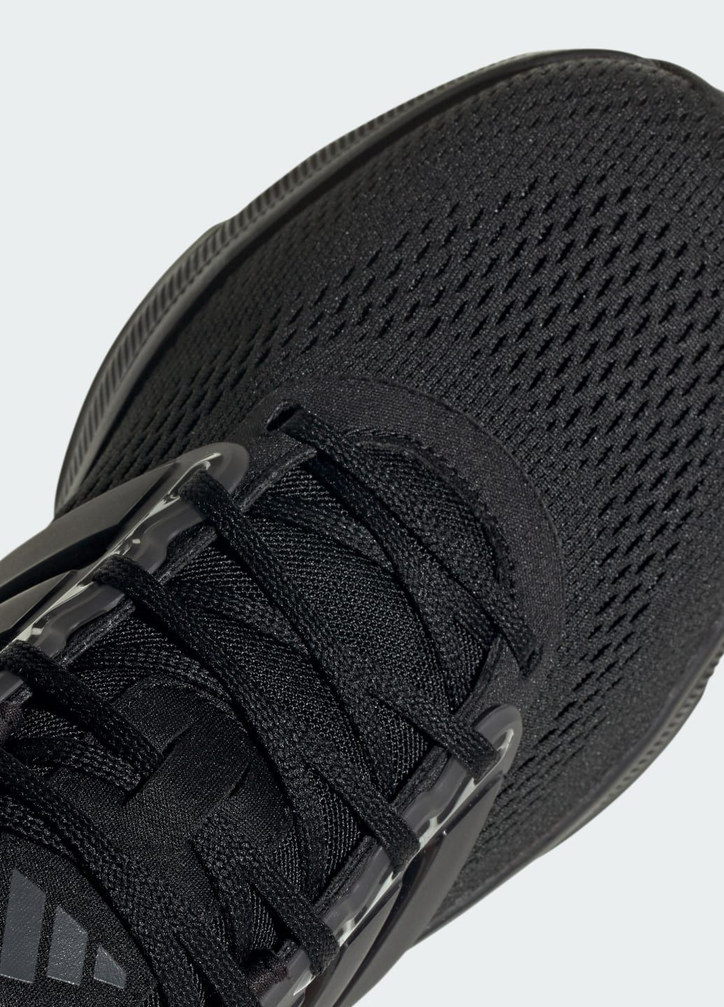 Чорні всесезон кросівки ultrabounce wide adidas