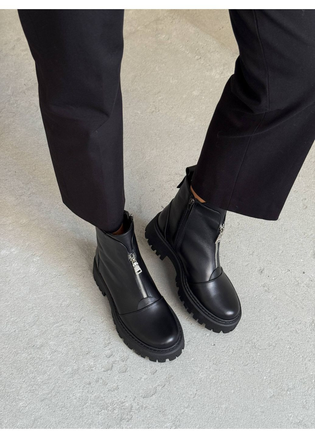 Осенние демисезонные кожаные ботинки Helen