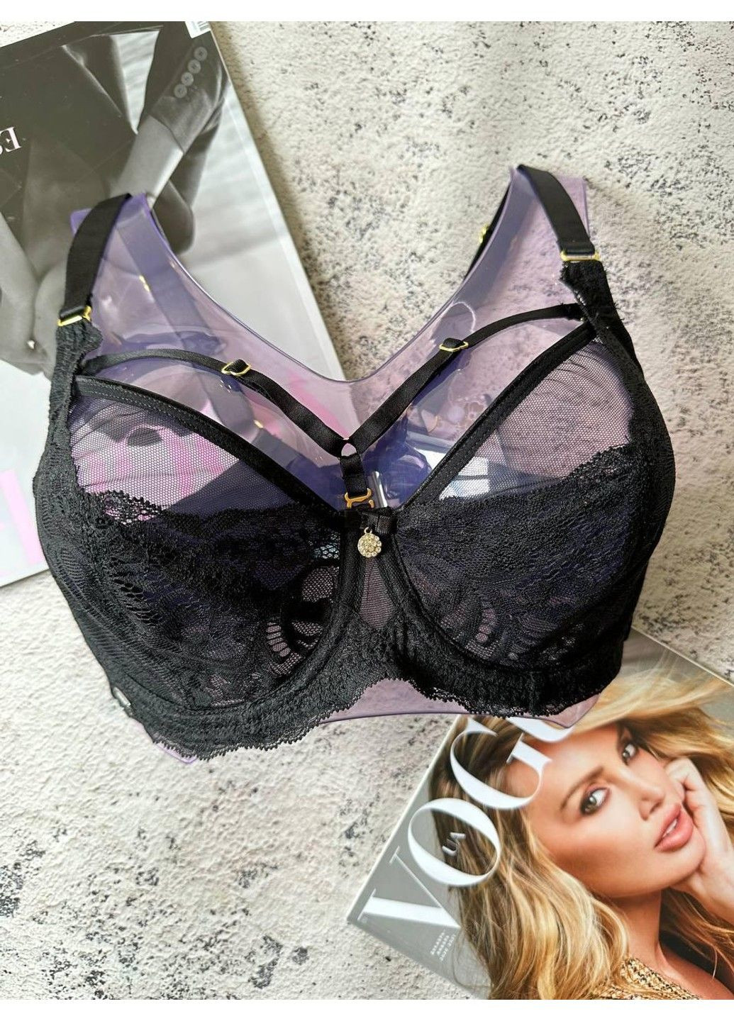 Чёрный черный бюстгальтер без поролона со стрепами Lanny Mode