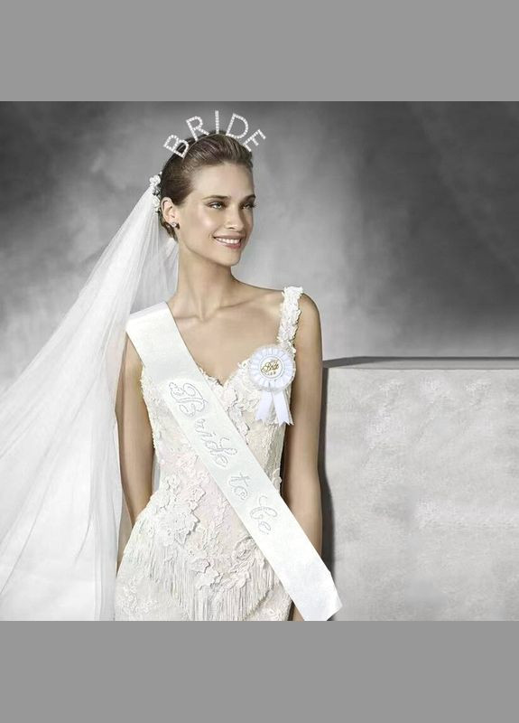 Набір стрічка через плече обруч та значок на дівич-вечір Bride to be One Size сріблястий+білий (12-214) No Brand (324120081)
