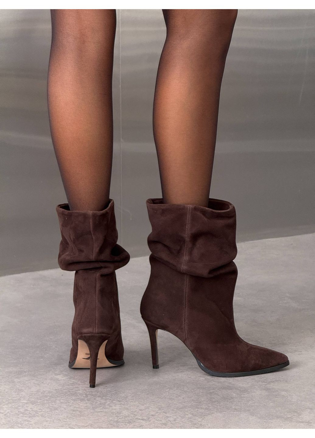 Темно-коричневые демисезонная стильные женские ботильоны No Brand