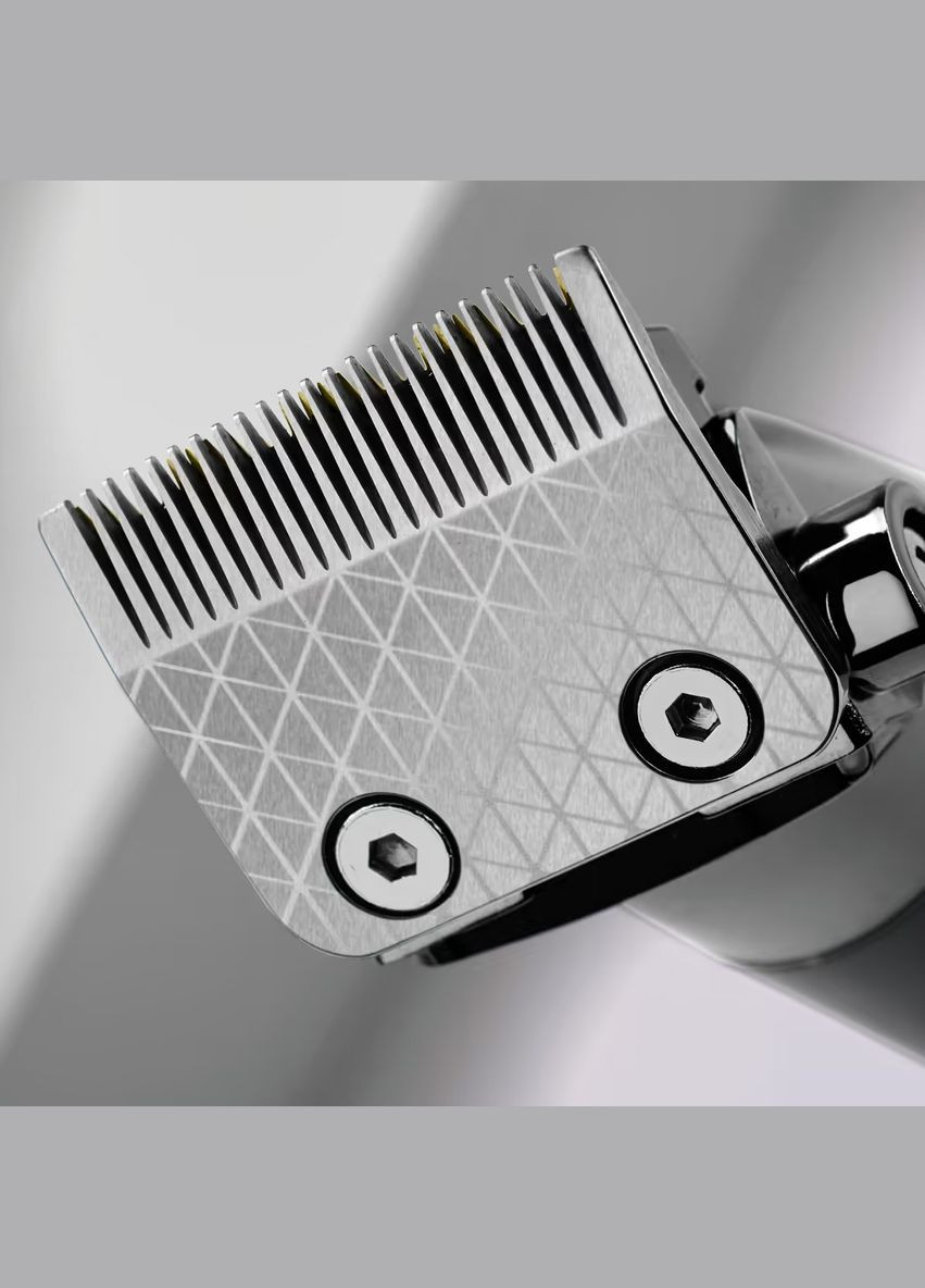 Машинка для стрижки SuperX Metal Series, акум., насадок-12, сталь с графитовым покрытием, черно-серебристый BaByliss (314834410)