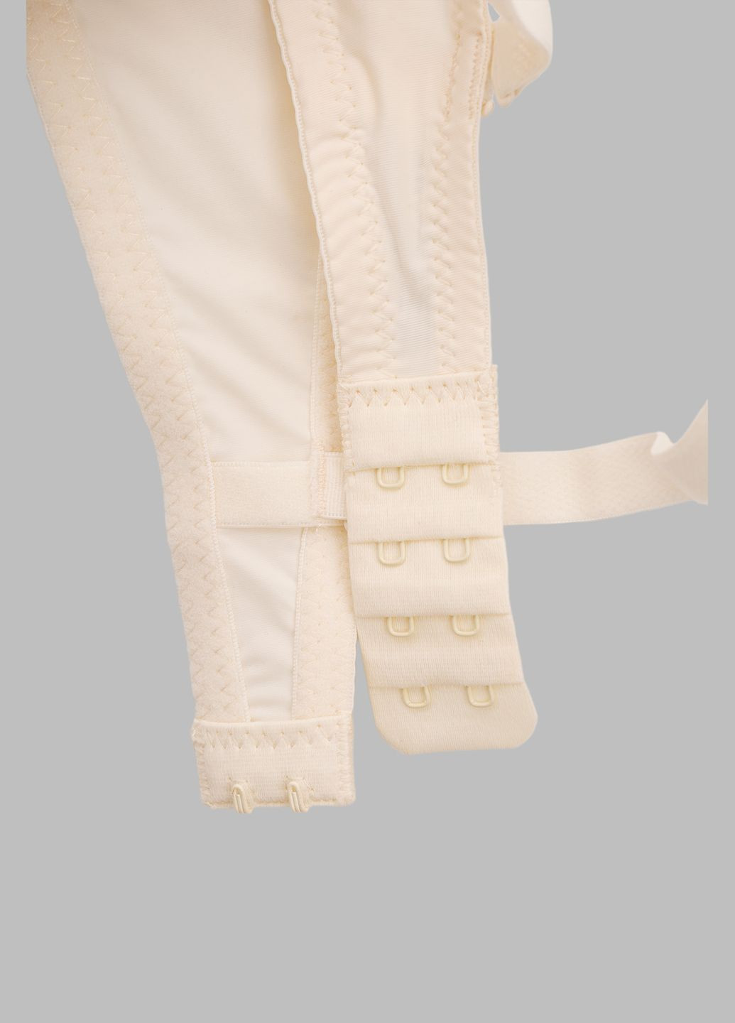 Бежевий бюcтгальтер Milasi