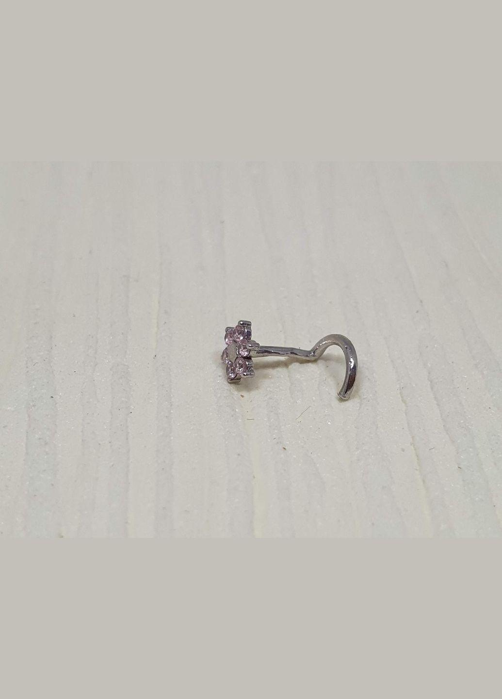 Срібна сережка-пірсинг в ніс з фіанітами. 8182434Р Рожевий світлий Астор (269713510)