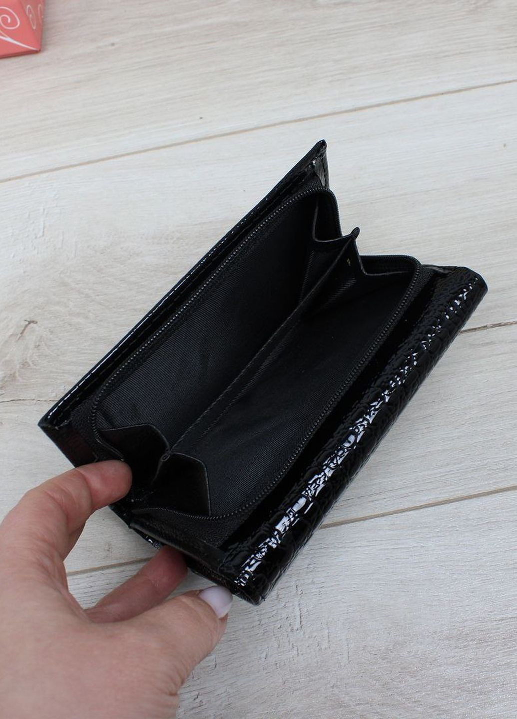 Женский кошелек из натуральной лакированной кожи Vishnya (322763833)