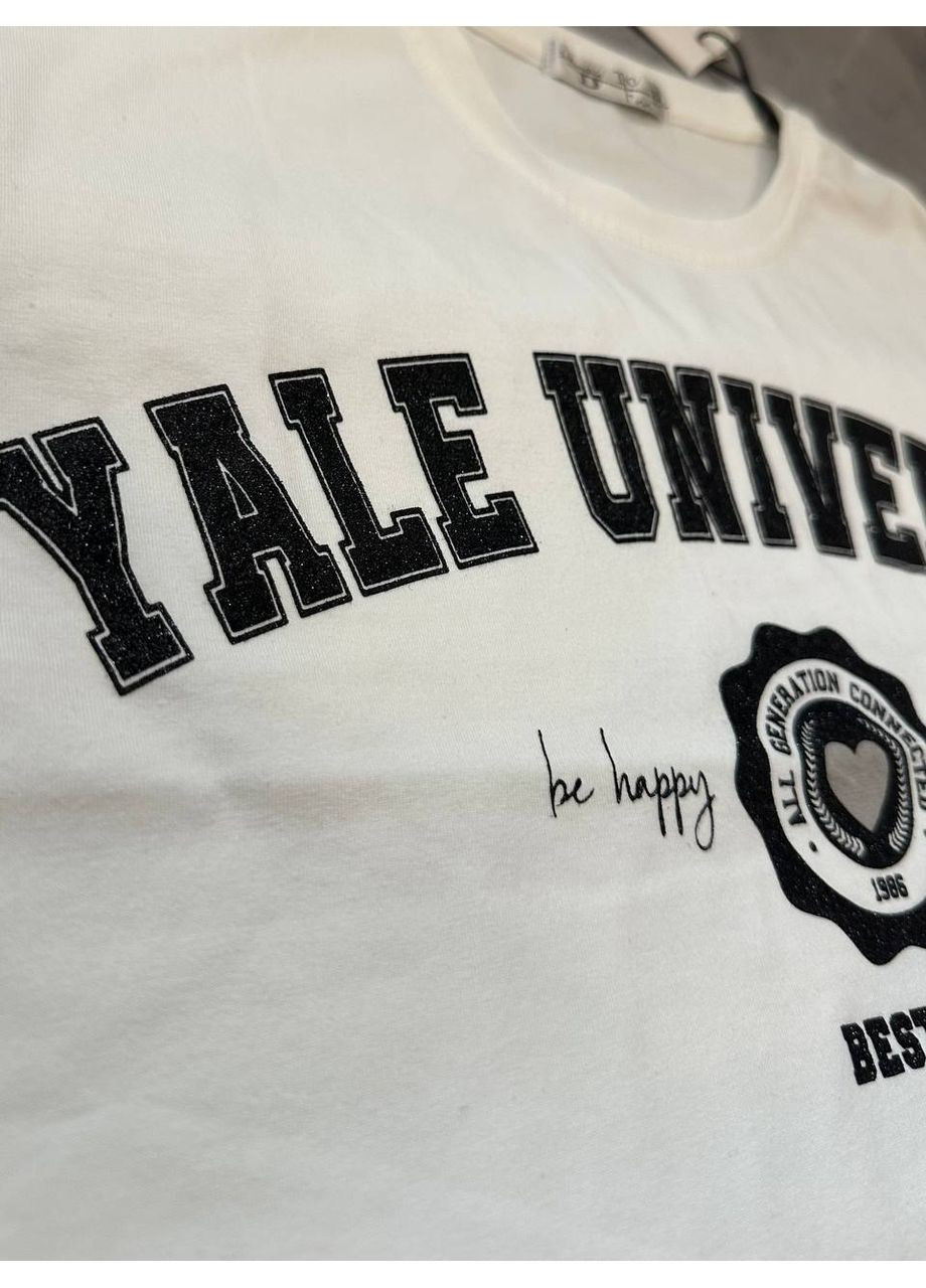 Бежевый лонгслив To Be Too с надписями