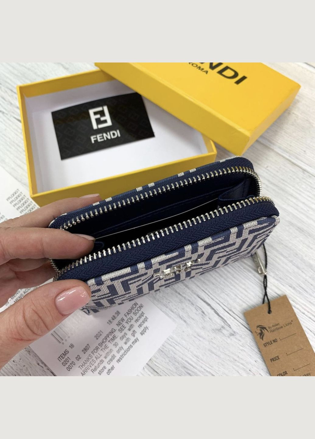 Женский небольшой кошелек (561-1) No Brand (322156599)