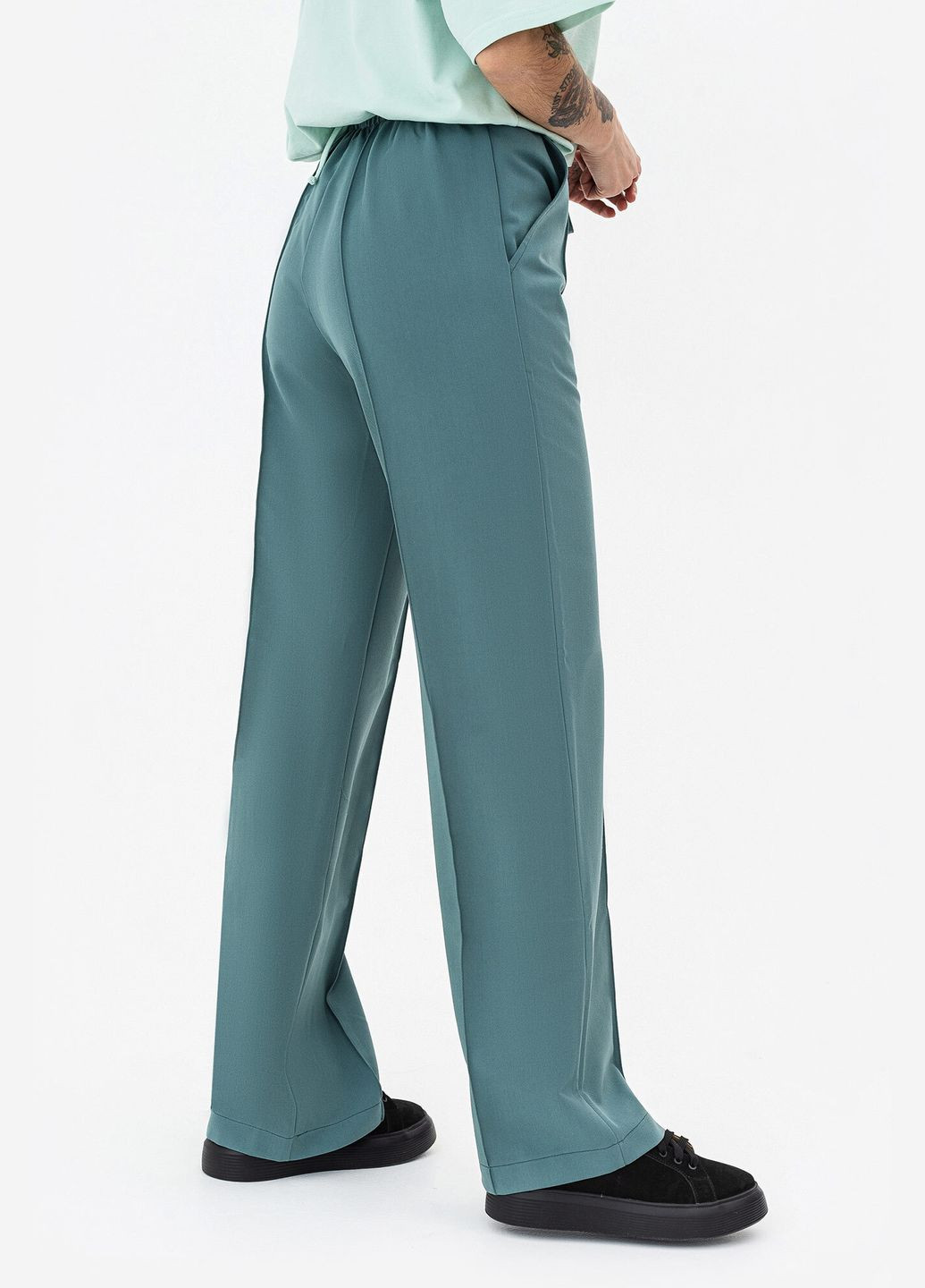 Зеленые кэжуал демисезонные прямые брюки Garne