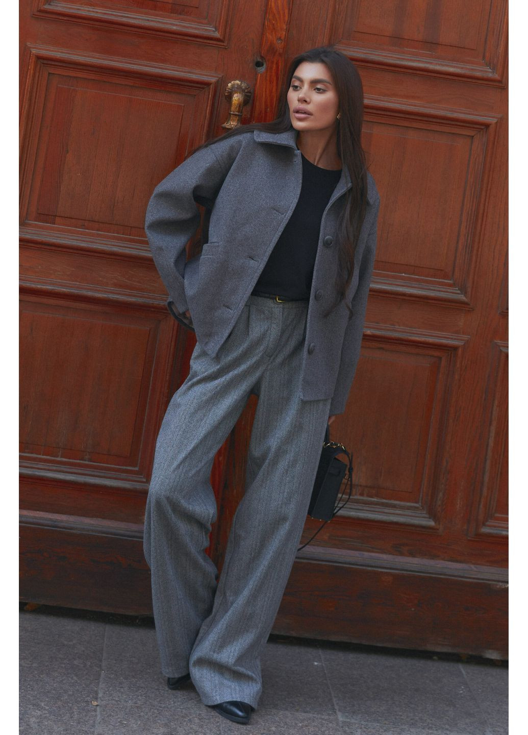 Сіре демісезонне Укорочене пальто 2308.6462 Seventeen