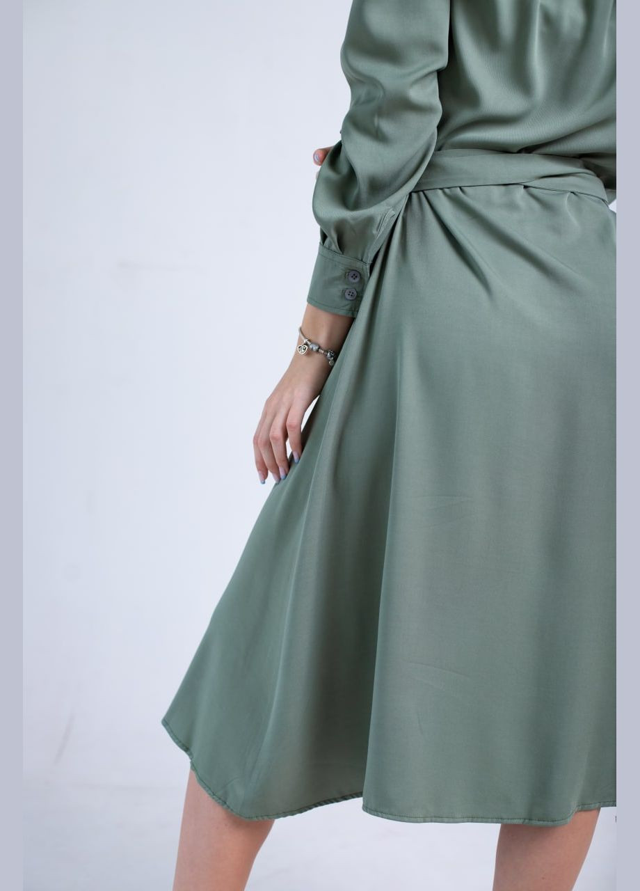 Оливкова сукня на запах в кольорі оливки Simple Wear однотонна