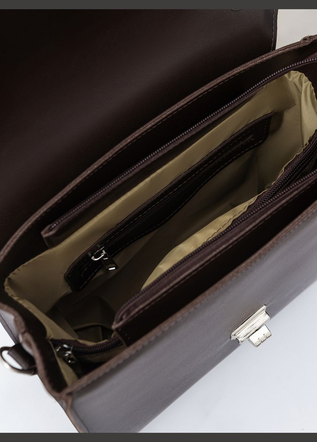 Сумка в форме конверта с ручкой на кольцах Romashka Су-фолс (301082222)