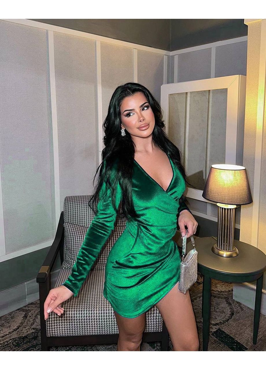 Зелена святковий оксамитова сукня, що підкреслює фігуру та приковує погляди ✨ заміри в описі силуетна DK/DL Мода без кордонів однотонна