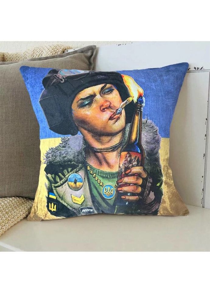 Подушка патриотическая 3D Женщина-Воин 2696_E 12686 50х50 см Fashion (297158861)
