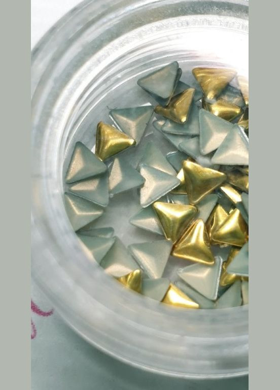 Заклепки небольшие в 5грамм. бан. серебро/золото. снеж No Brand (299484620)