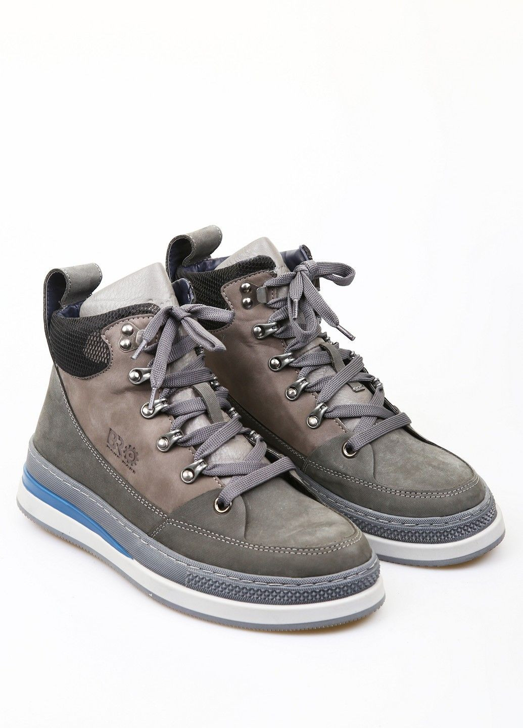 Серые зимние ботинки Broni