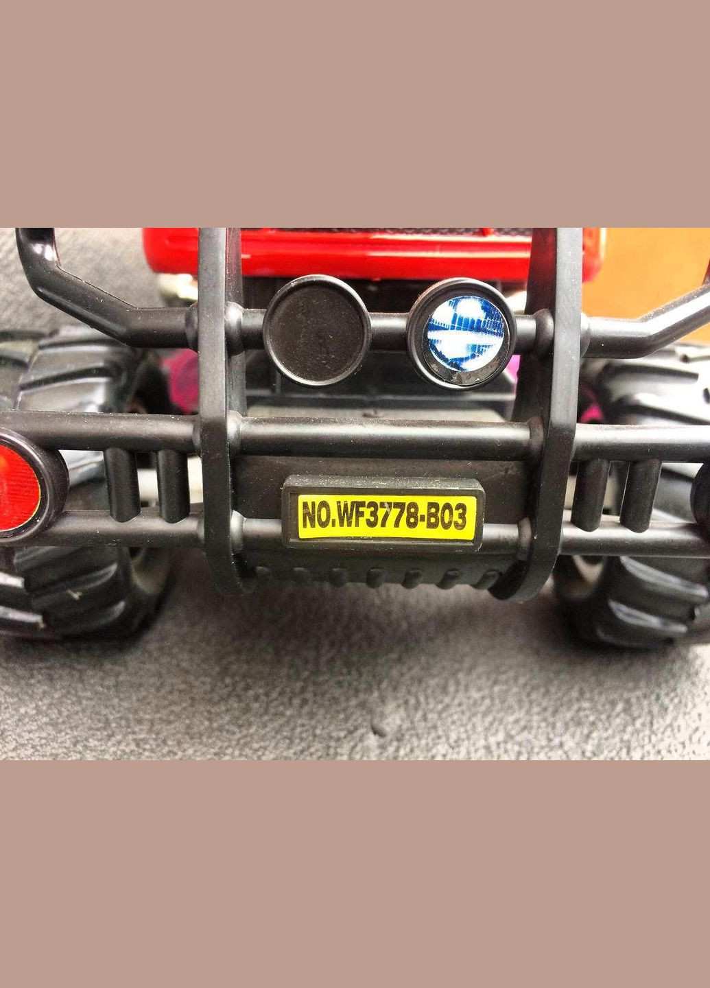 Джип на радіокеруванні wf3778-b03 No Brand (301648787)