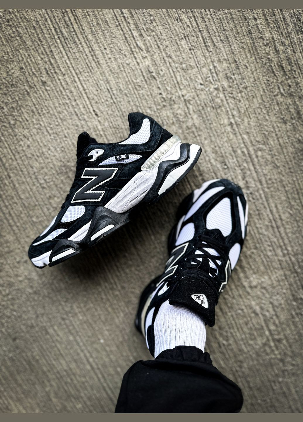 Черно-белые демисезонные кроссовки мужские и женские new balance 9060 black white | нью беланс 9060 черные белые No Brand