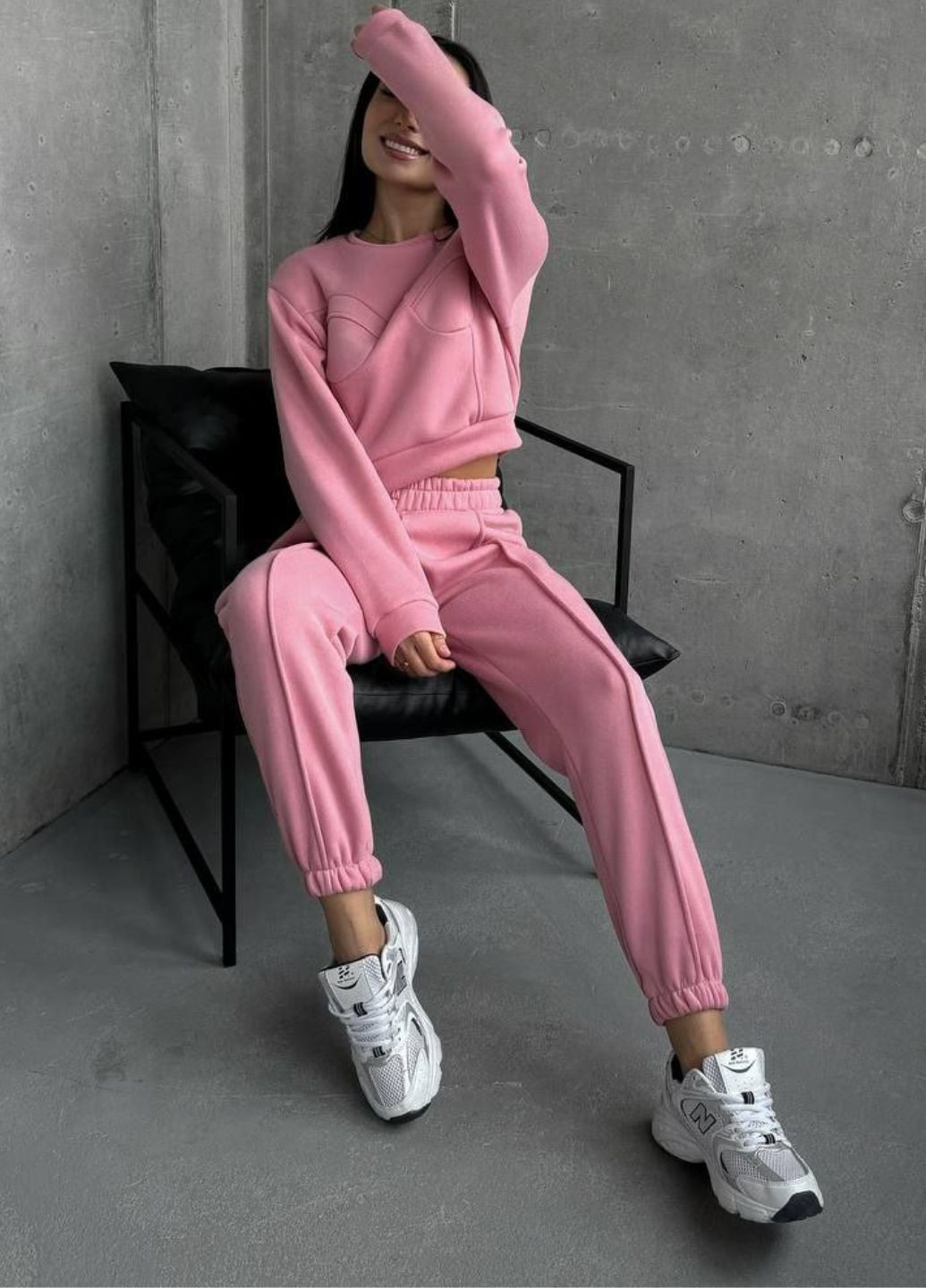 Повседневный базовый костюм двойка с декоративными швами: укороченная кофта + брюки Tik-Tak (341735699)