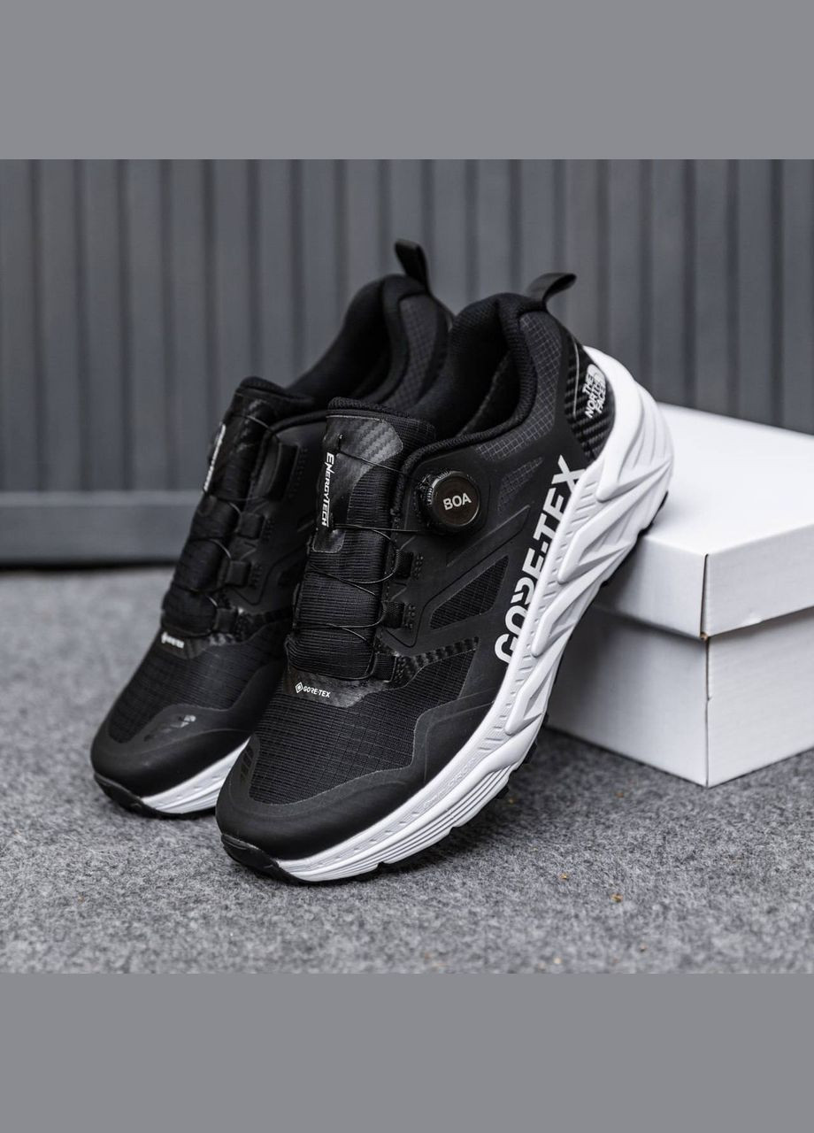 Черно-белые кроссовки Vakko