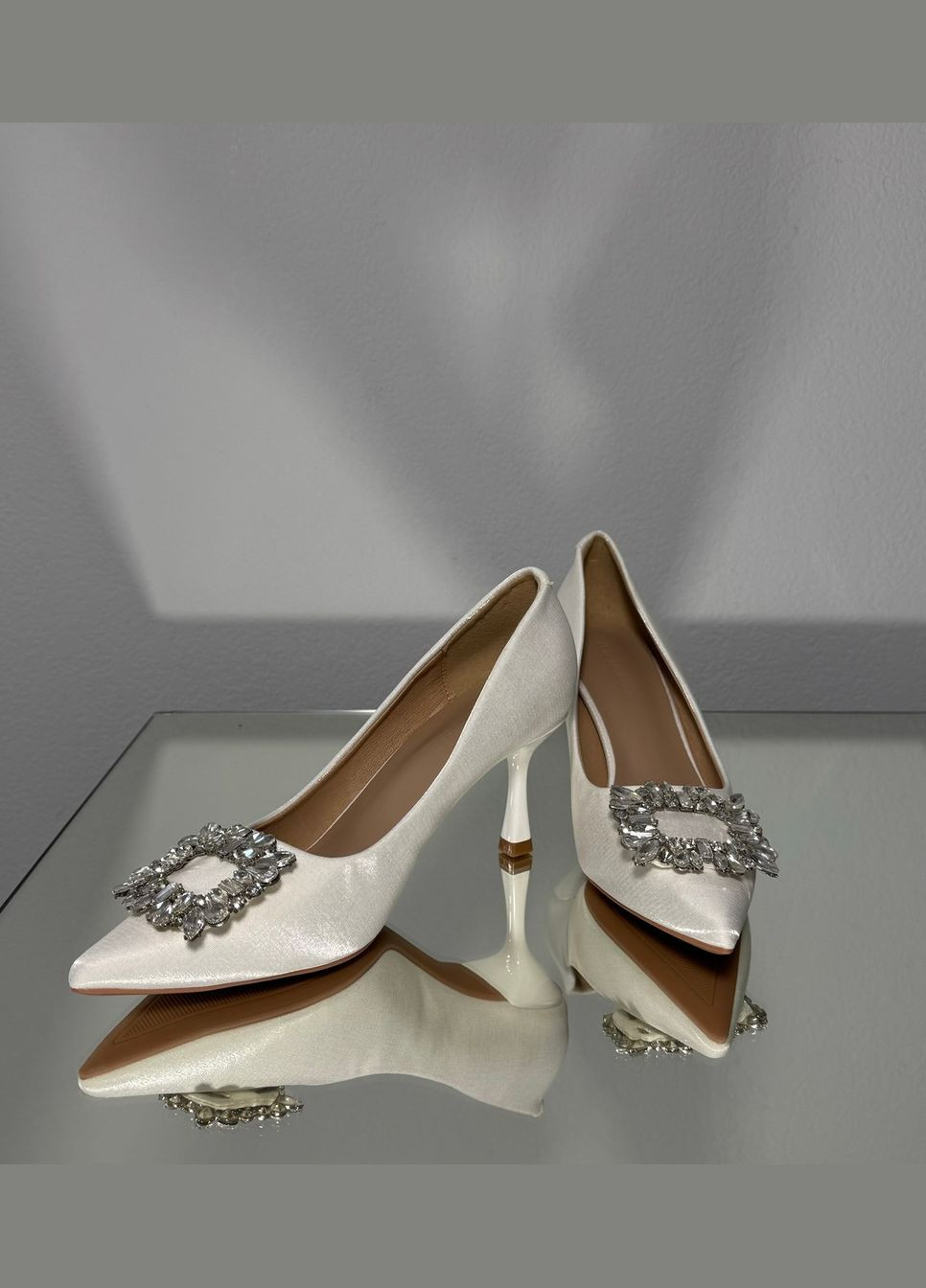 No Brand Свадебные женские сатиновые туфли с брошью 7 см - Белый цвет белый з текстиль, — лето (322414732)