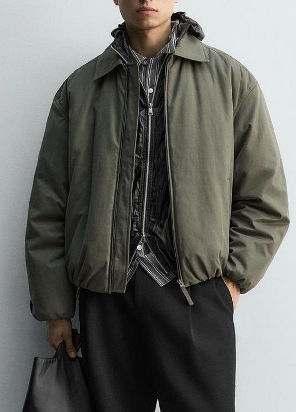 Зеленая демисезонная куртка Zara