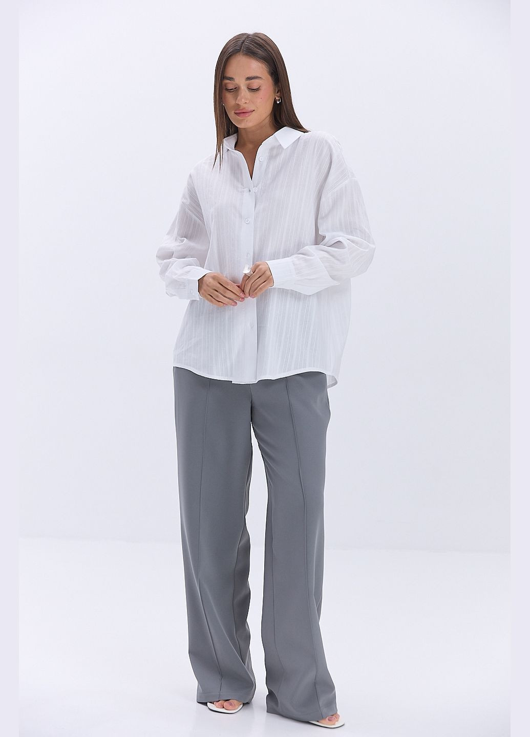 Жіноча сорочка oversize з батиста молочного кольору Arjen (330988542)