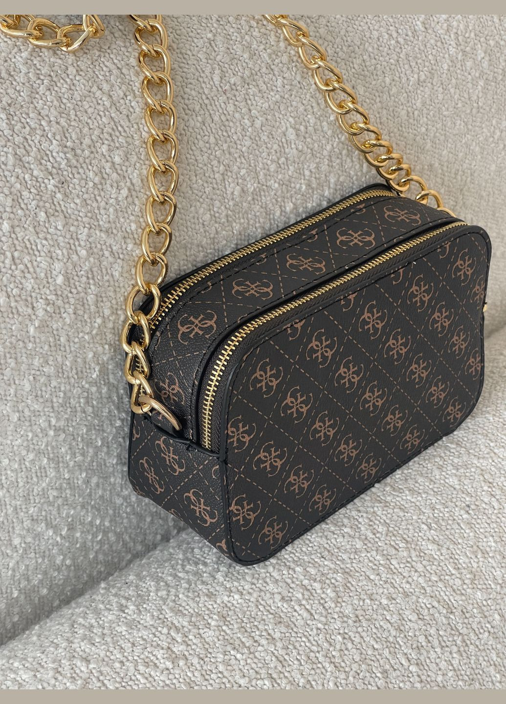 Сумка Noelle Crossbody через плечо Guess Крос-боді (328262842)