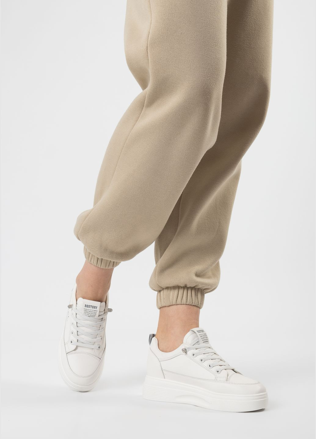 Білі кеди (2485т) Linda