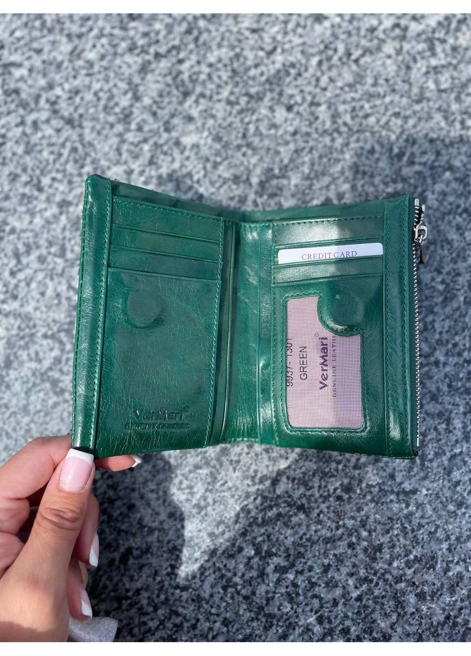 Жіночий гаманець з масляної шкіри маленький на магнітній застібці Vermari (370381554)