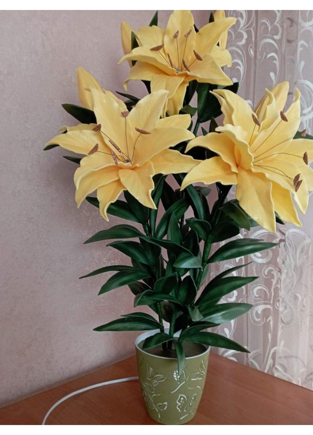 Інтер'єрний світильник із ізолону " Лілії" ручної роботи No Brand (316476072)